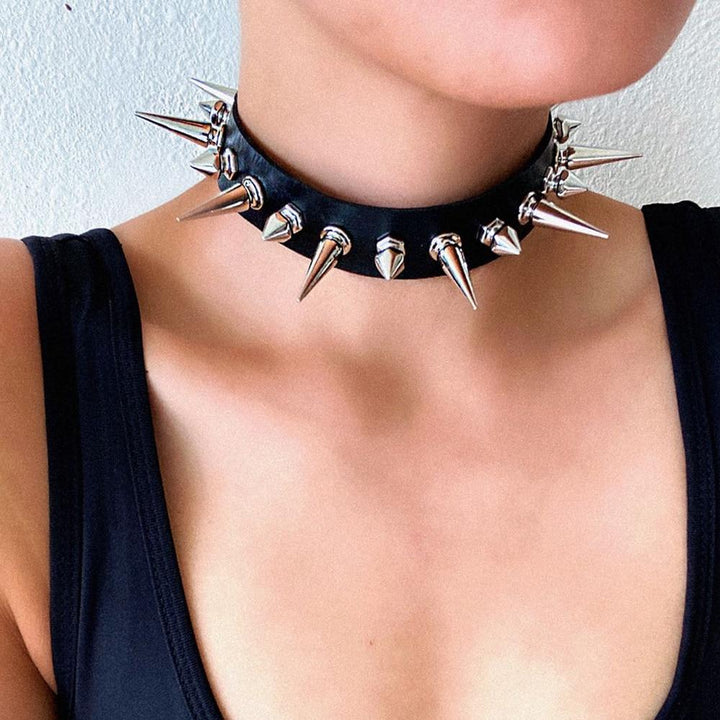 Emo Spike Choker