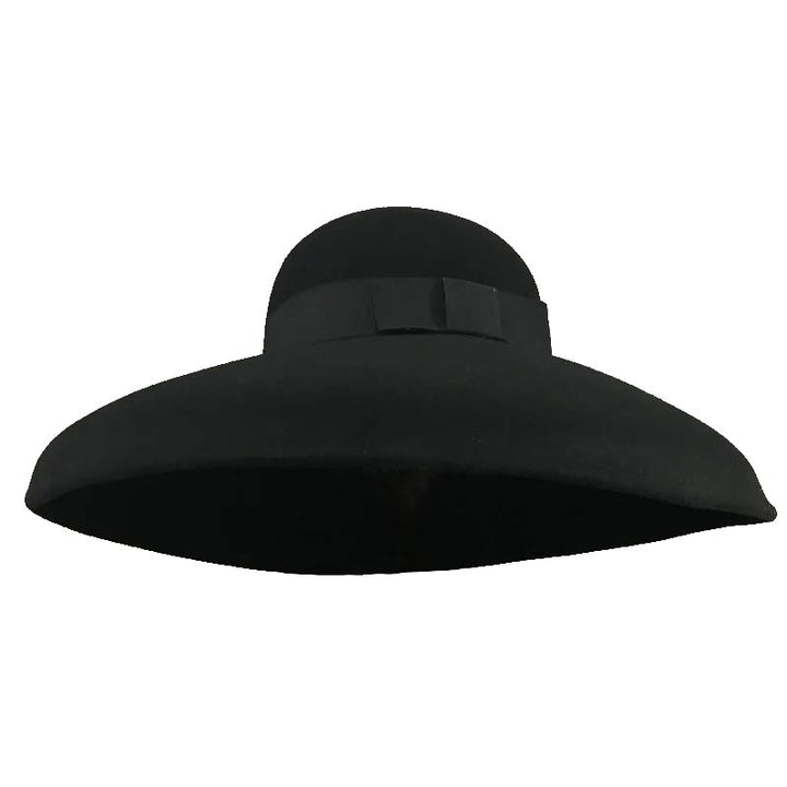 El sombrero de bruja oscura
