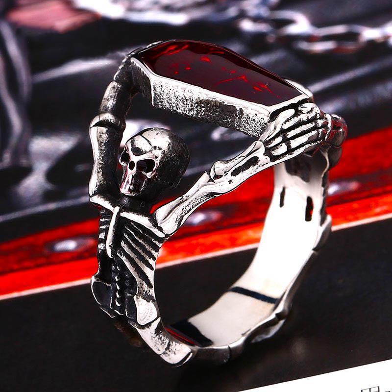 Skull Coffin Ring – Gothic Mania